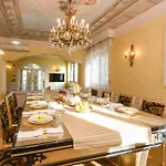 Bugatti Indipendent ,lake View And Private Pool, Desenzanoloft Official Partner Homes & By Marriott Bonvoy Villa