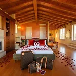 Villa Bugatti Indipendent ,lake View And Private Pool, Desenzanoloft Official Partner Homes & By Marriott Bonvoy *