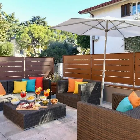 Villa Bugatti Indipendent ,lake View And Private Pool, Desenzanoloft Official Partner Homes & By Marriott Bonvoy