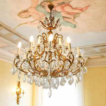 Bugatti Indipendent ,lake View And Private Pool, Desenzanoloft Official Partner Homes & By Marriott Bonvoy * Desenzano del Garda
