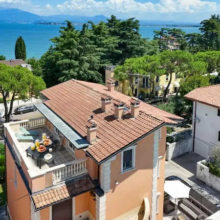 Bugatti Indipendent ,lake View And Private Pool, Desenzanoloft Official Partner Homes & By Marriott Bonvoy Villa