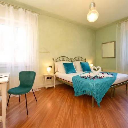 Villa Bugatti Indipendent ,lake View And Private Pool, Desenzanoloft Official Partner Homes & By Marriott Bonvoy *