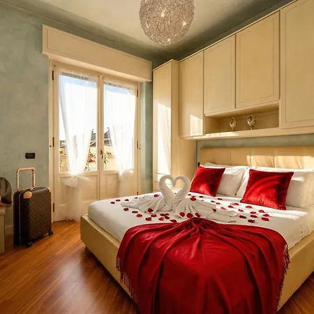 Bugatti Indipendent ,lake View And Private Pool, Desenzanoloft Official Partner Homes & By Marriott Bonvoy Villa